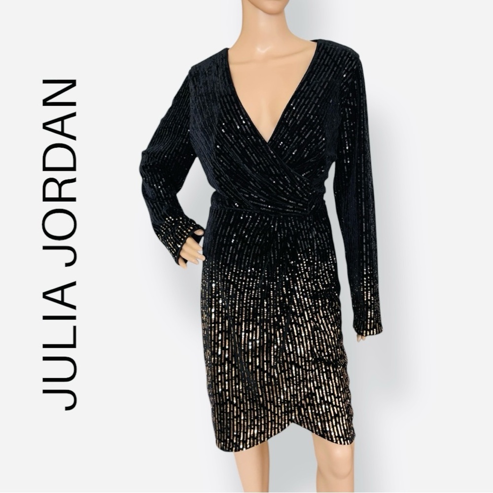 Julia Jordan | Black Sequin Dress